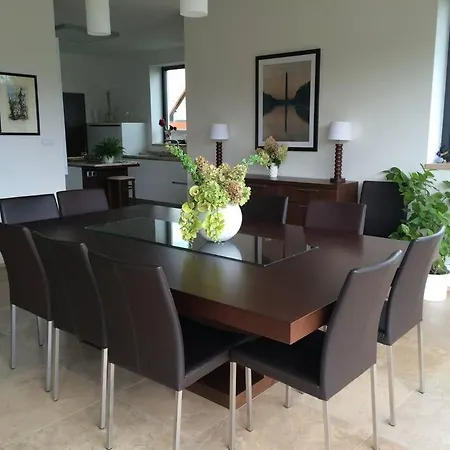 Luxury Near Prague With Pool And Tennis Court Vila Čestlice
