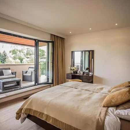 Luxury Near Prague With Pool And Tennis Court Vila Čestlice
