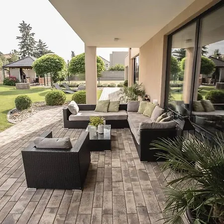 Villa Luxury Near Prague With Pool And Tennis Court *